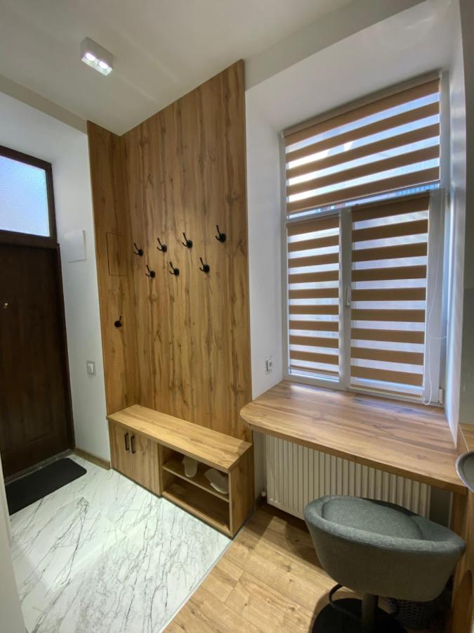Квартира-Студія Подобово На Вулиці Городоцька 102 Λβιβ Εξωτερικό φωτογραφία